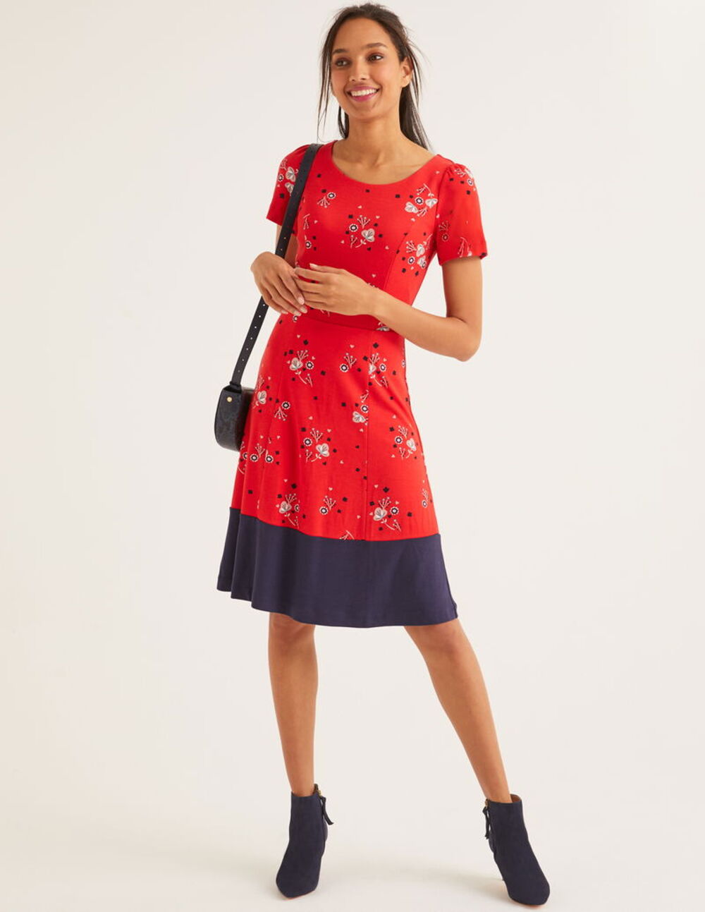 New Boden Erica Ponte Dress Red Crew Neck Floral Back Zip Short Sleeve Sz 10